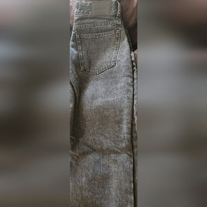 The Curvy 90's cheeky Straight up black and gray the price includes delivery fee